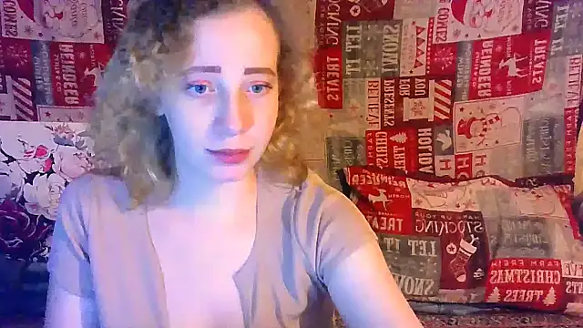 Snapshot of MelxMellie chatting on 03.03.25 MelxMellie online show from 03.03.25