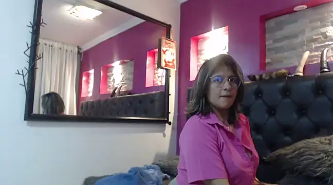 Pandoracherry online show from 12.19.24