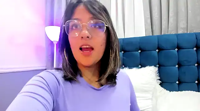 Pandoracherry online show from 02.20.25