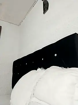 ElizabethWeil online show from 04.08.26