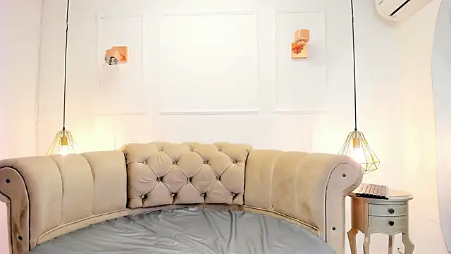 Snapshot of briannaduque chatting on 02.26.25 briannaduque online show from 02.26.25