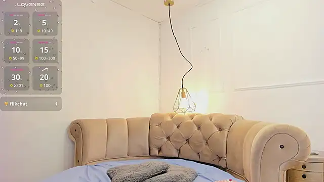 Snapshot of briannaduque chatting on 03.20.25 briannaduque online show from 03.20.25