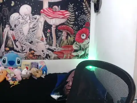 Snapshot of hachi_kitty chatting on 04.03.26 hachi kitty online show from 04.03.26