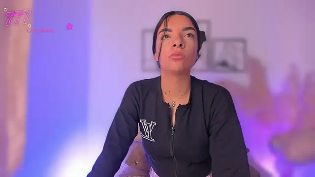 777AylinZ online show from 02.26.26