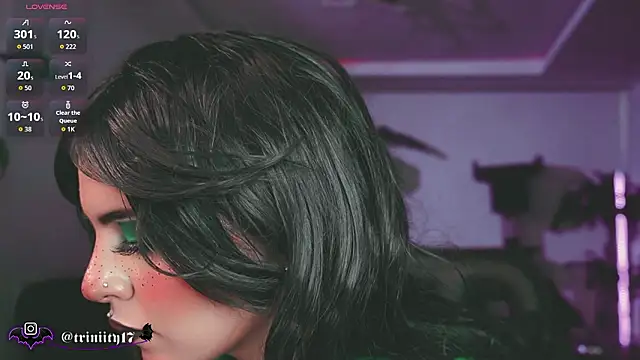 Snapshot of Trinity___s chatting on 03.28.26 Trinity s online show from 03.28.26