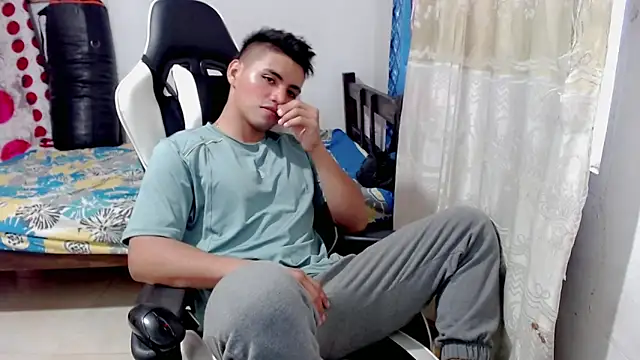 danilo302209 online show from 01.21.25