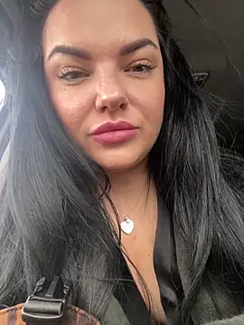 Amie Hill online show from 11.12.25