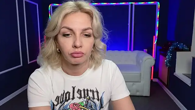 Snapshot of Barbara_Blonde chatting on 01.02.25 Barbara Blonde online show from 01.02.25