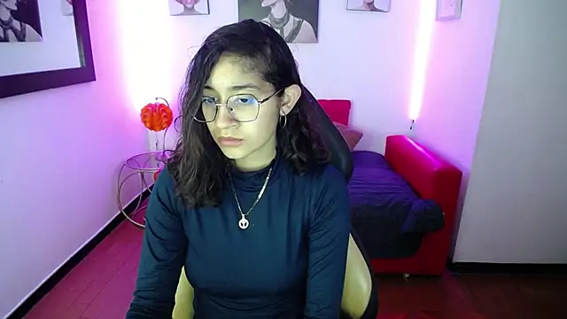 Snapshot of Lili_Gomez_ chatting on 01.23.25 Lili Gomez online show from 01.23.25