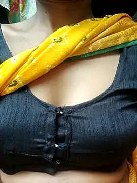 Snapshot of Kajal__Mehra chatting on 06.08.26 Kajal Mehra online show from 06.08.26