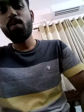 Snapshot of rayyan_krish chatting on 12.10.24 rayyan krish online show from 12.10.24