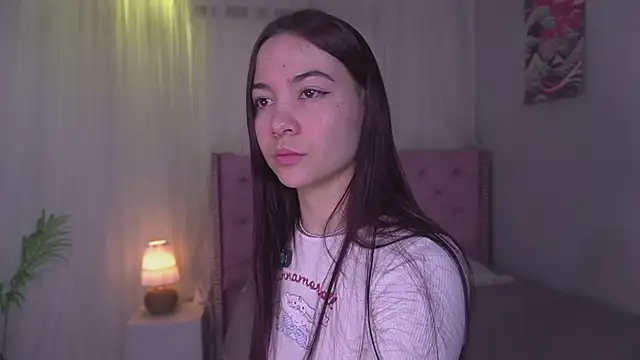 Lia Sweett  online show from 07.27.26