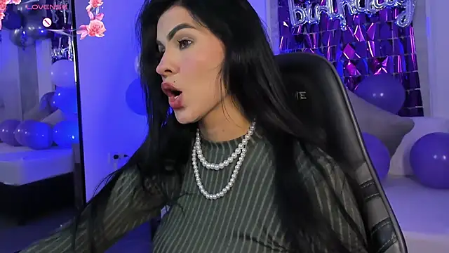 stephanya  online show from 07.27.26