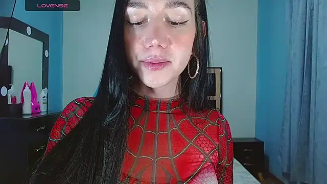 Snapshot of karla_zambrano chatting on 05.15.26 karla zambrano online show from 05.15.26