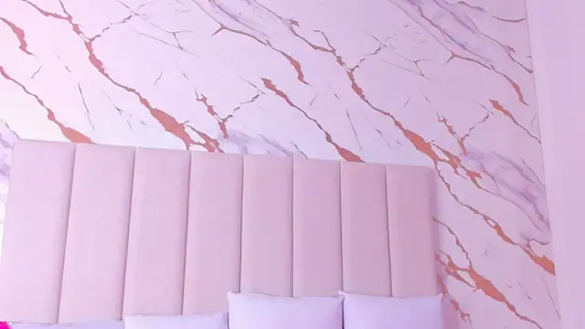 aggy castel online show from 04.29.26