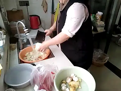 Snapshot of Weiwei5200 chatting on 03.30.26 Weiwei5200 online show from 03.30.26