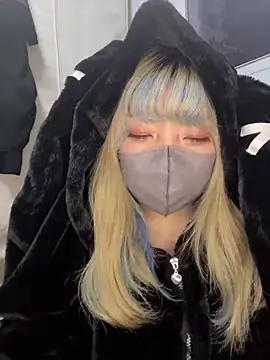 YUNA-yuna online show from 12.23.24