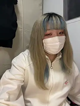 YUNA-yuna online show from 12.28.24