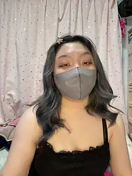 YUNA-yuna online show from 02.25.25