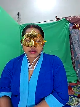 Snapshot of Real_Desi_Couple chatting on 01.09.25 Real Desi Couple online show from 01.09.25