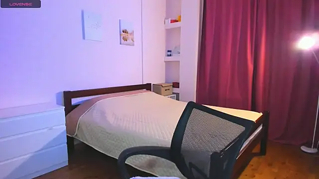 Ellista online show from 02.28.25