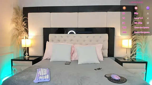 CarlaRossi  online show from 03.05.26