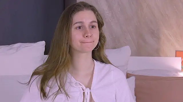 EllieHayes online show from 03.14.26