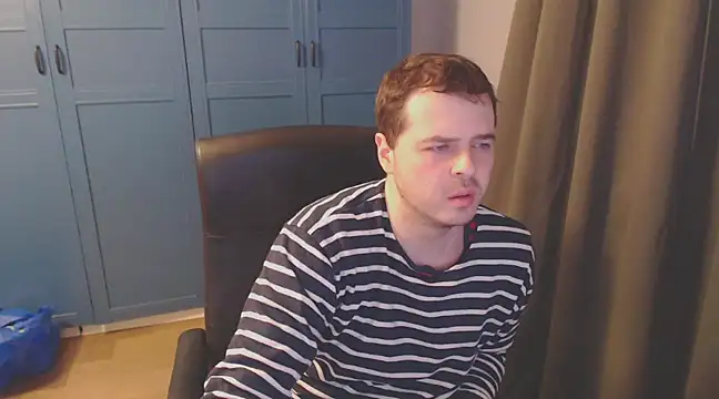 Snapshot of CuteMan33 chatting on 12.15.24 CuteMan33 online show from 12.15.24