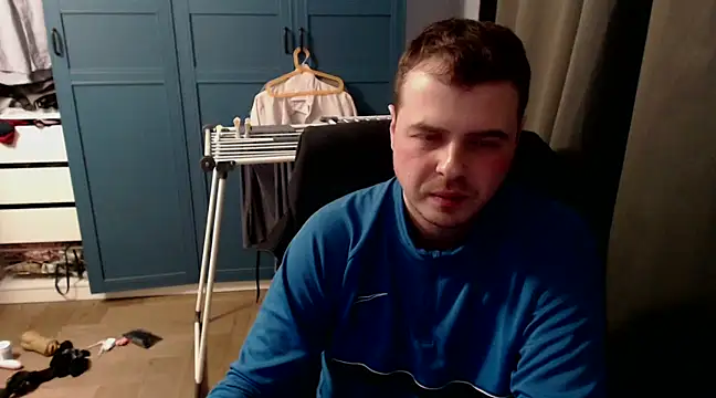 Snapshot of CuteMan33 chatting on 02.21.25 CuteMan33 online show from 02.21.25