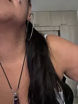 Snapshot of Adele_Sweett chatting on 07.13.26 Adele Sweett online show from 07.13.26