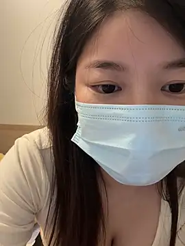 Snapshot of lululu-sweet chatting on 12.18.24 lululu-sweet online show from 12.18.24