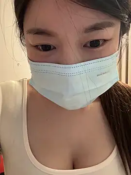 Snapshot of lululu-sweet chatting on 12.19.24 lululu-sweet online show from 12.19.24