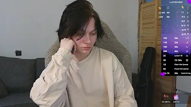 esajukyy online show from 04.22.26