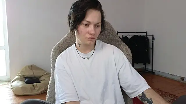esajukyy online show from 07.07.26