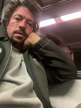 zenzero87 online show from 12.19.25