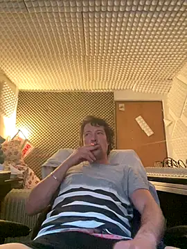 zenzero87 online show from 12.22.25