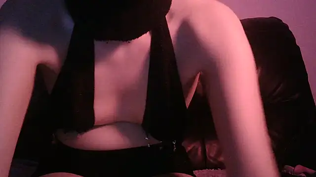 Aleniia10 online show from 01.12.25