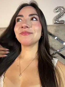 Snapshot of Melody_04 chatting on 02.08.26 Melody 04 online show from 02.08.26