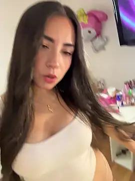 Snapshot of Melody_04 chatting on 03.14.26 Melody 04 online show from 03.14.26