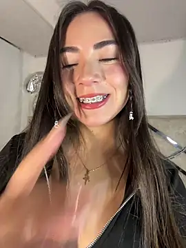 Melody 04 online show from 04.05.26