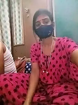 Snapshot of sweety_telugu_couple2027 chatting on 02.11.25 sweety telugu couple2027 online show from 02.11.25