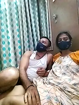 Snapshot of sweety_telugu_couple2027 chatting on 02.24.25 sweety telugu couple2027 online show from 02.24.25