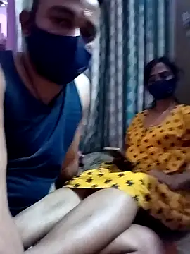 Snapshot of sweety_telugu_couple2027 chatting on 03.10.25 sweety telugu couple2027 online show from 03.10.25