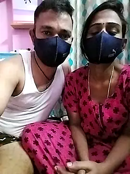 Snapshot of sweety_telugu_couple2027 chatting on 03.22.25 sweety telugu couple2027 online show from 03.22.25