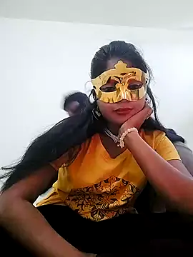 Snapshot of ascuple chatting on 01.09.25 ascuple online show from 01.09.25