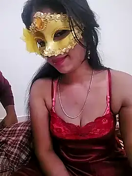 Snapshot of ascuple chatting on 01.21.25 ascuple online show from 01.21.25