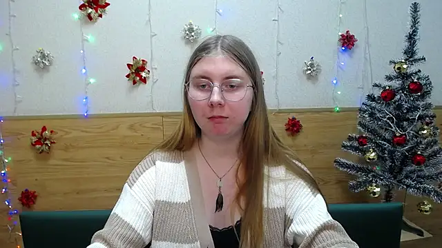 Snapshot of RysaKosaYlya chatting on 01.11.25 RysaKosaYlya online show from 01.11.25