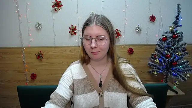 Snapshot of RysaKosaYlya chatting on 01.15.25 RysaKosaYlya online show from 01.15.25