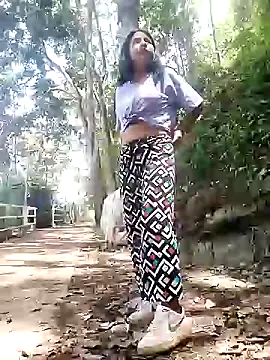 Danna-linyi online show from 12.10.24