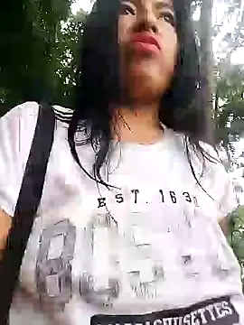 Danna-linyi online show from 01.12.25